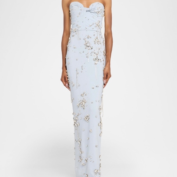 Oscar De La Renta Strapless Jeweled Column Gown - Picture 3 of 9